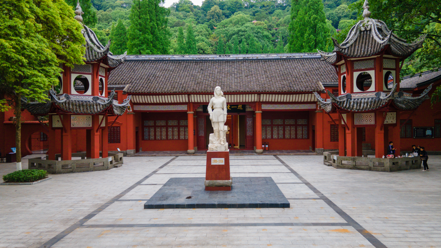 传承红色基因 赋能基层治理